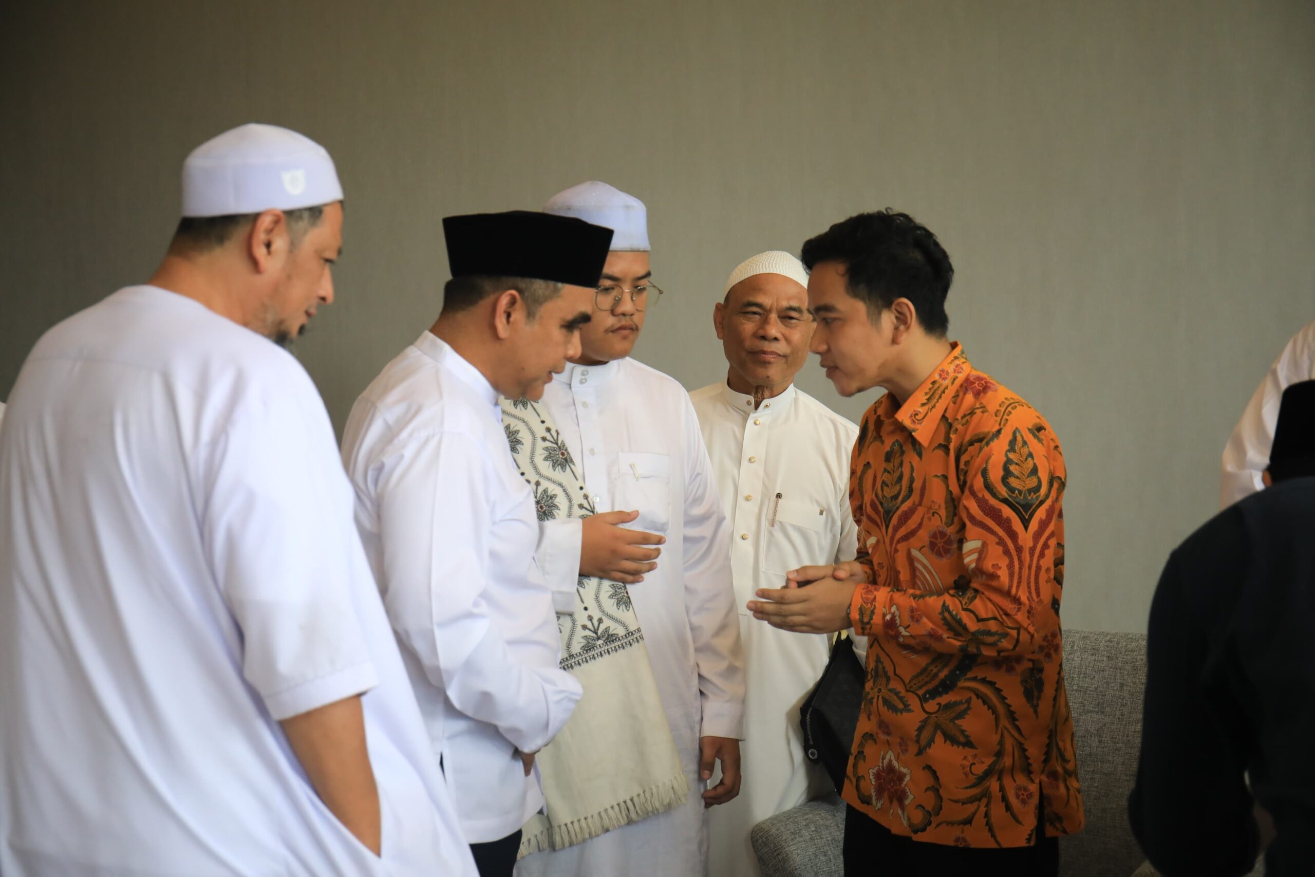 Ahmad Muzani, Solo Gibran Rakabuming, Habib Ali Kwintang, dan Habib jindan 1